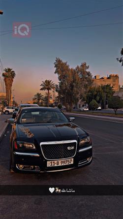 کرایسلەر 300